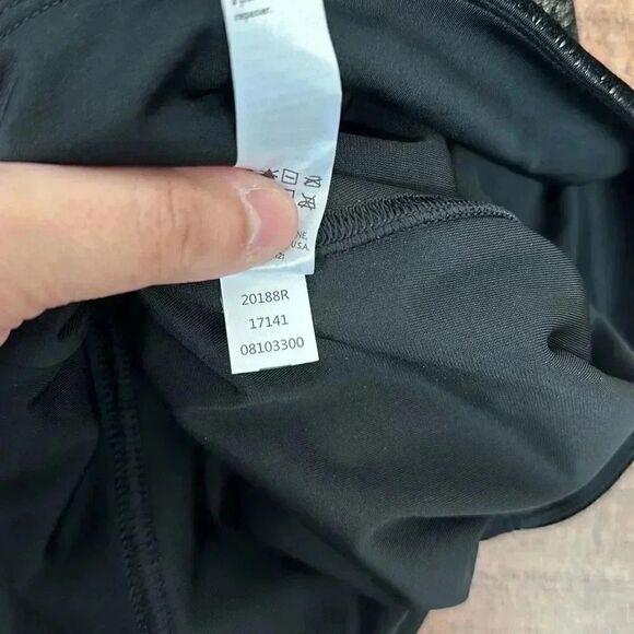 Spanx By Sara Blakely Black/ Gold Shimmer Velvet Leggings Women’s Sz M - Picture 6 of 7